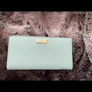 New Newbury Lane Stacy Wallet; Graceblue color